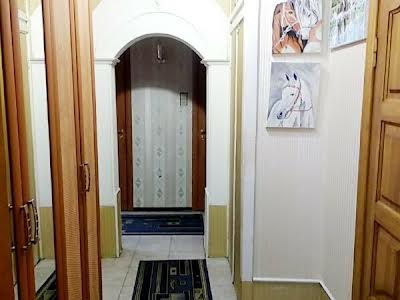 квартира за адресою Докії Гуменної вул. (Юрія Смолича), 4