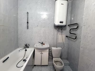 квартира по адресу Николая Амосова ул., 4