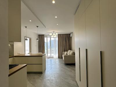 квартира за адресою Драгоманова вул., 31-А