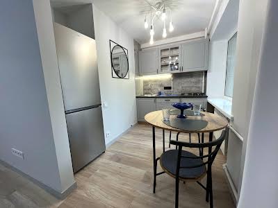 квартира за адресою Русанівський бульв., 6