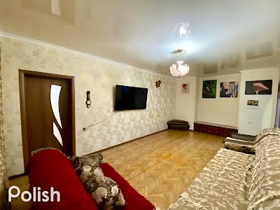 квартира за адресою Бажова вул., 8