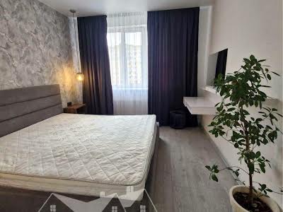 квартира за адресою Боголюбова вул., 27