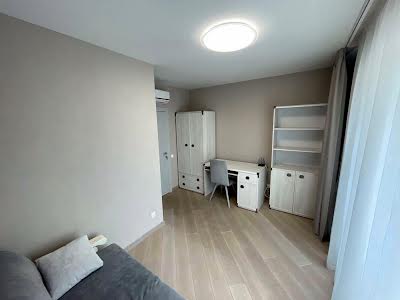 квартира за адресою Радистів вул., 34-А