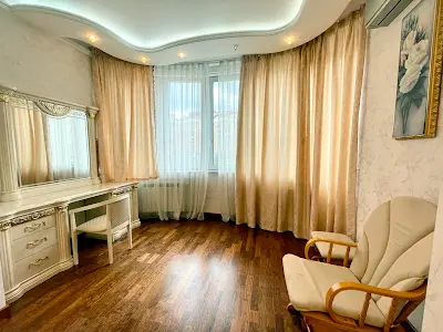 квартира по адресу Проспект Героев Сталинграда, 6