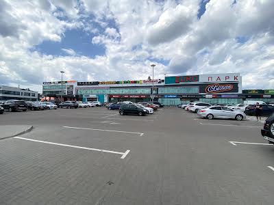 квартира за адресою с. Святопетрівське, Лесі Українки бульв., 16