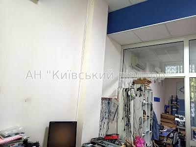 коммерческая по адресу Соборности просп. (Воззʼєднання), 7а