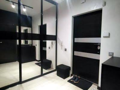 квартира за адресою Регенераторна вул., 4
