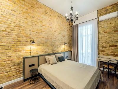 квартира за адресою Саксаганського вул., 15