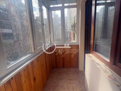 квартира за адресою Саксаганського вул., 90