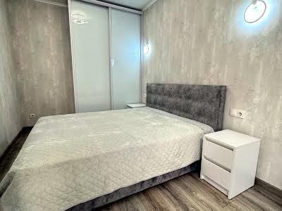 квартира за адресою Набережна Перемоги вул., 112
