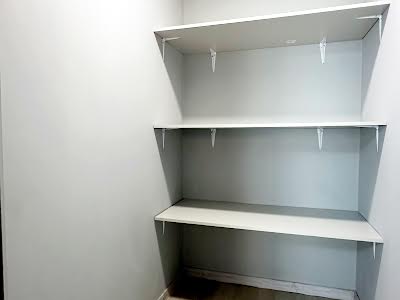 квартира за адресою Залізнична, 9а