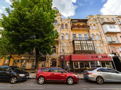 квартира за адресою Андріївська вул., 9