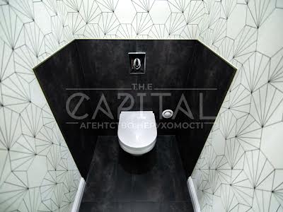 комерційна за адресою Саксаганського вул., 53/80