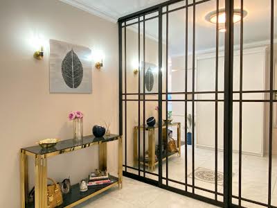 квартира за адресою Центральна вул., 19