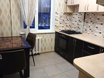 квартира за адресою Ільфа та Петрова вул., 55