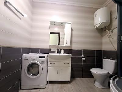 квартира за адресою Митрополита Василя Липківського вул. (Урицького), 16-Б