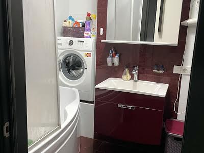квартира за адресою Слобожанська вул. (8 Березня), 1