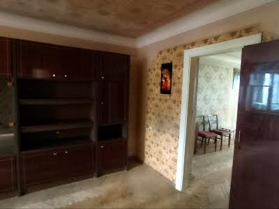 квартира за адресою Кирило-Мефодіївська вул., 7