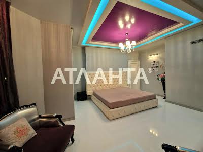 квартира за адресою Одеса, Середньофонтанська вул., 19