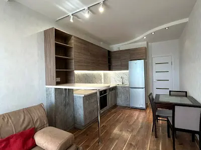 квартира за адресою Печерська вул., 6