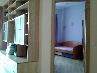 квартира за адресою Івана Мазепи вул. (Січневого Повстання), 3