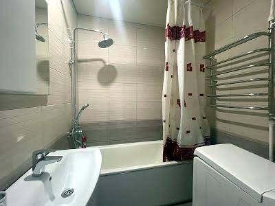 квартира по адресу Космонавтов ул., 142