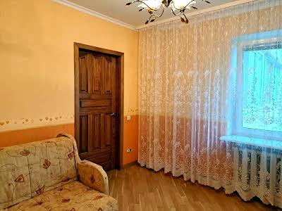 квартира за адресою Ревуцького вул., 44-Б
