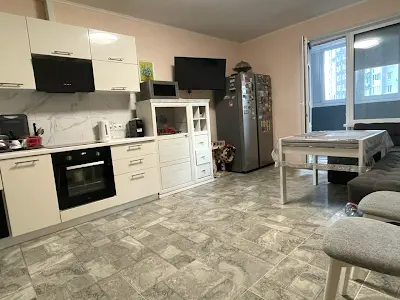 квартира за адресою Ревуцького вул., 54