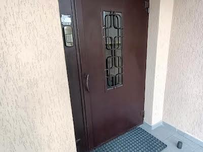 квартира за адресою Авраама Лінкольна вул., 10