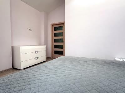 квартира за адресою Регенераторна вул., 4