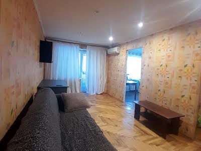 квартира за адресою Перемоги вул., 115