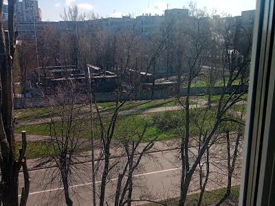 квартира по адресу Героїв Космосу ул., 1