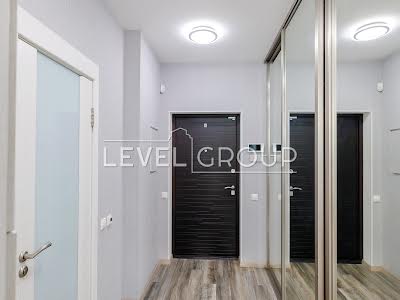 квартира за адресою Ревуцького вул., 9