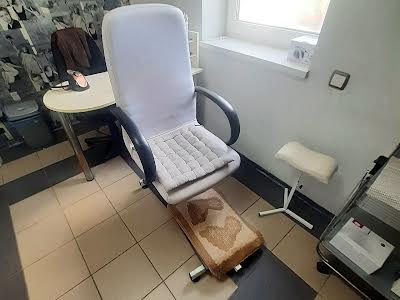коммерческая по адресу Грушевського ул., 57