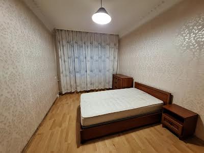 квартира за адресою Сергія Берегового вул. (Мартиросяна), 20