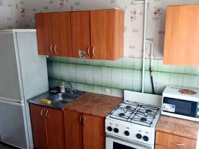 квартира за адресою Вереснева вул., 12-А