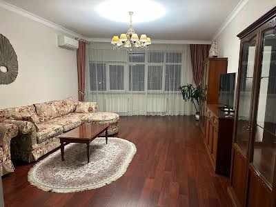 квартира за адресою Старонаводницька вул., 6Б