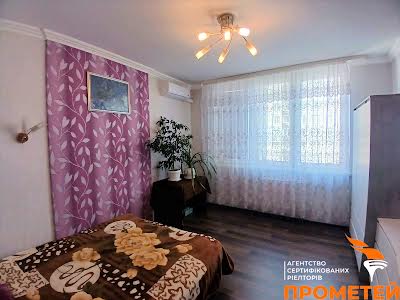 квартира за адресою Анни Ахматової вул., 34