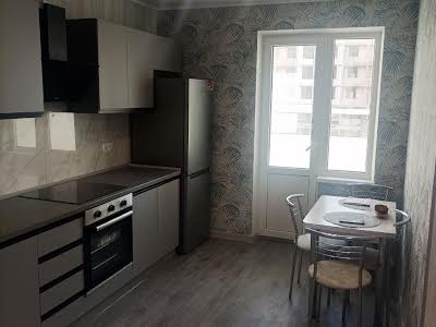 квартира за адресою Озерна вул., 27а