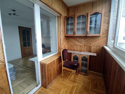 кімната за адресою Ушакова, 34