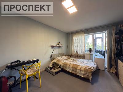 квартира за адресою Михайла Лушпи просп., 31