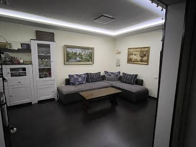 квартира за адресою Слобожанська вул. (8 Березня), 1