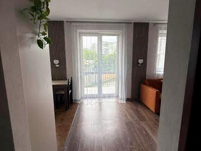 квартира за адресою Джерельна вул., 75