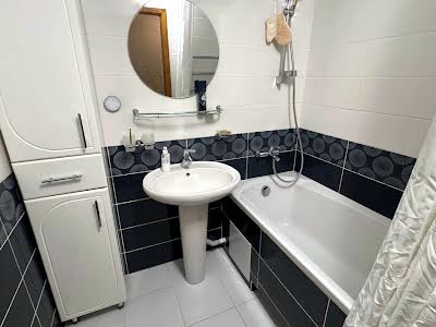 квартира за адресою Петра Радченка вул., 4