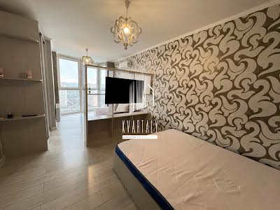 квартира за адресою Драгоманова вул., 2Б