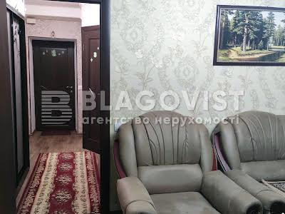 квартира за адресою Солом'янська вул., 16
