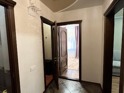 квартира за адресою Сонячний мікрорайон, 49