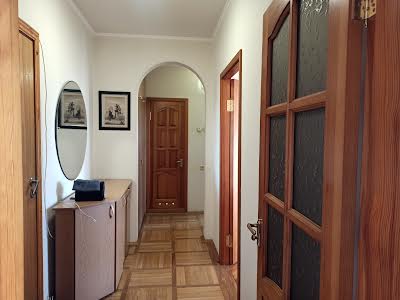 квартира за адресою Оноре де Бальзака вул., 84-А