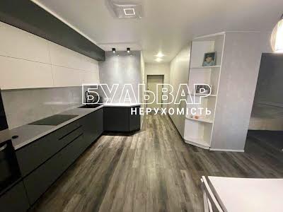 квартира за адресою Іскринська вул., 19В