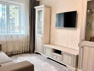 квартира за адресою В'ячеслава Чорновола вул., 91н